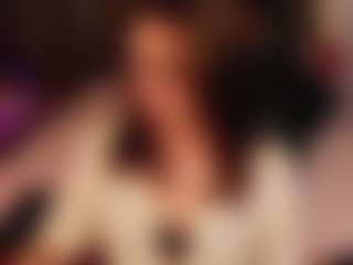 MichelMomsen's Live Sex Cam Show