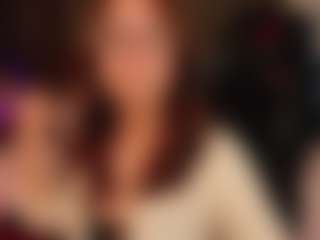 MichelMomsen's Live Sex Cam Show