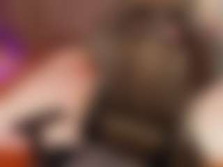 MichelMomsen's Live Sex Cam Show