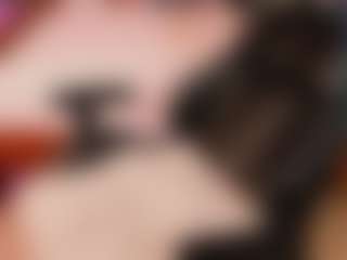 MichelMomsen's Live Sex Cam Show