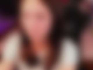 MichelMomsen's Live Sex Cam Show