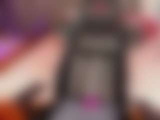 MichelMomsen's Live Sex Cam Show