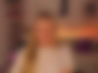 Live cam show with NancySTAR - Body Massage on AdultVida.com
