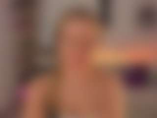 Live cam show with NancySTAR - Sporty on parknlotfishbdy