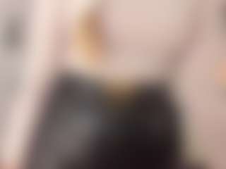 Live-camshow met NancySTAR - Glasses op Camsoda
