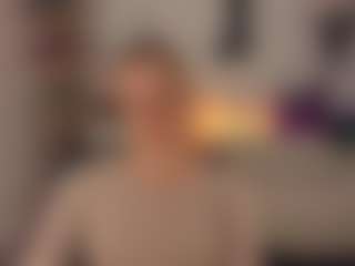 Live cam show with NancySTAR - Glasses on Camsoda