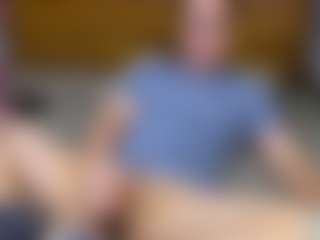 Live cam show with DennisGartmanGay - Dildo on Gym Cam Girls