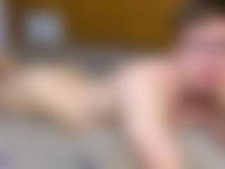 Live cam show with DennisGartmanGay - Bedroom on Camsoda