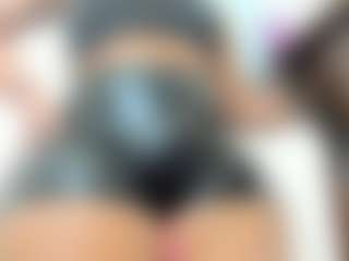 ambarbaiolerth's Live Sex Cam Show