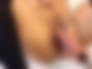 IrisRoss's Live Sex Cam Show
