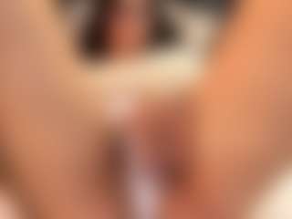 Live cam show with IrisRoss - Living Room on sexylive.show