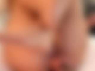 IrisRoss's Live Sex Cam Show
