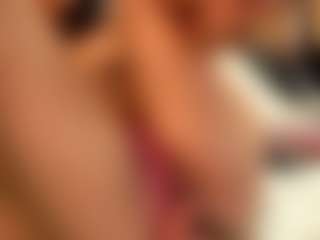 IrisRoss's Live Sex Cam Show
