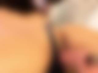 IrisRoss's Live Sex Cam Show