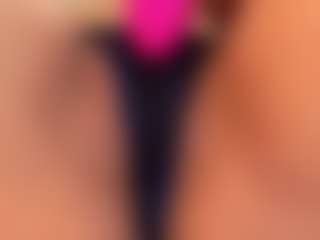 IrisRoss's Live Sex Cam Show