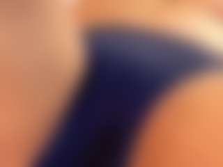 IrisRoss's Live Sex Cam Show