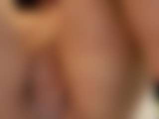 IrisRoss's Live Sex Cam Show