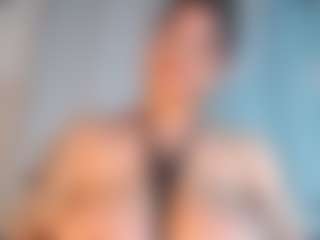 Live cam show with NinaTejeiro - College on AdultVida.com