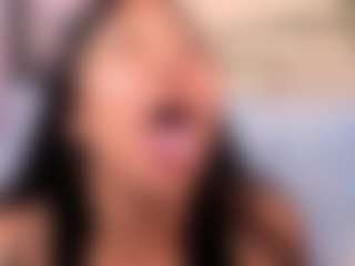pocahontaspower's Live Sex Cam Show
