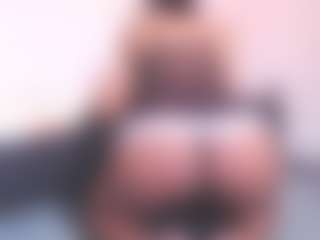 valeriahot69's Live Sex Cam Show