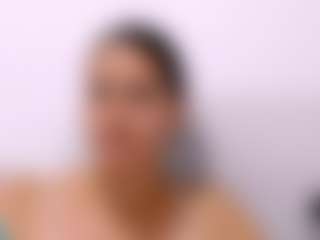 Live cam show with SamanthaWatsonn - Blue Eyes on TastyBlacksLive