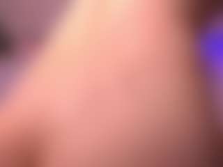 Dia's Live Sex Cam Show