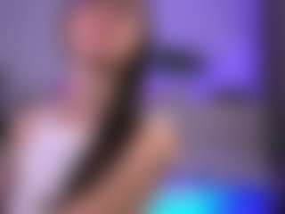 Live cam show with Dia - Skinny on fuck-show.com