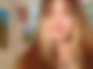 Merida-Red's Live Sex Cam Show
