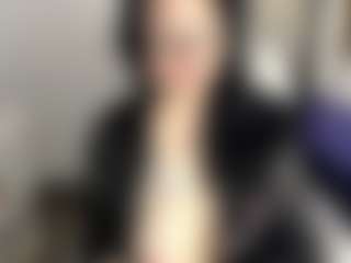 Salmamilf's Live Sex Cam Show