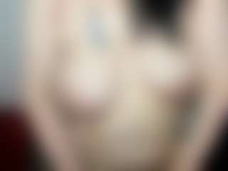 Salmamilf's Live Sex Cam Show