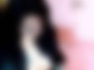 Salmamilf's Live Sex Cam Show