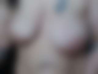 Salmamilf's Live Sex Cam Show