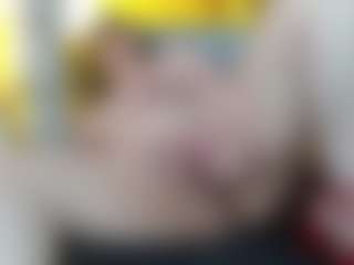 Salmamilf MILF webcam performer live streaming
