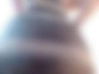 Salmamilf MILF webcam performer live streaming