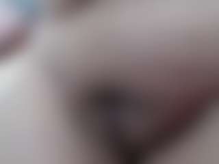 Salmamilf's Live Sex Cam Show