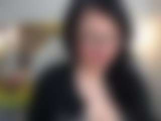 Live cam show with Salmamilf - Fingers on crypto-cams