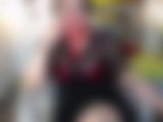 Salmamilf's Live Sex Cam Show