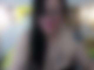Salmamilf MILF webcam performer live streaming