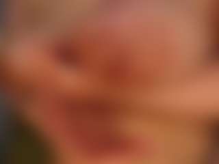 Salmamilf's Live Sex Cam Show