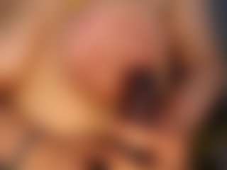 Salmamilf's Live Sex Cam Show