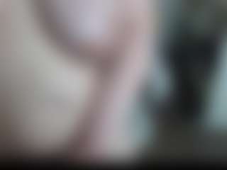 Salmamilf's Live Sex Cam Show
