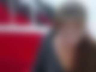 Live cam show with VanessaHotts - Living Room on Streamer API