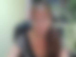 Live cam show with VanessaHotts - Living Room on Streamer API
