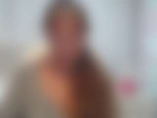 Live cam show with VanessaHotts - Gagging on Soda Cam