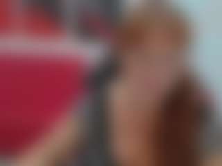 Live cam show with VanessaHotts - Gagging on Dare Cams