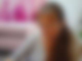 Live cam show with VanessaHotts - Gagging on CamwithHer