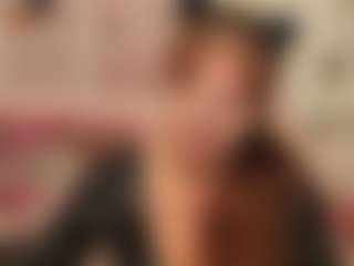 Live cam show with VanessaHotts - Hairy Pussy on justonemore.cc