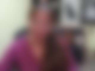 Live cam show with VanessaHotts - Lesbian on madthumbs
