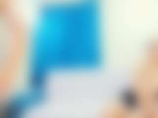 Live cam show with HARPER-SEVEN-7 - Gagging on Camsoda