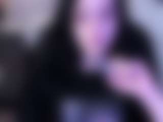 Live cam show with Lina - Small Tits on Hubzter Live